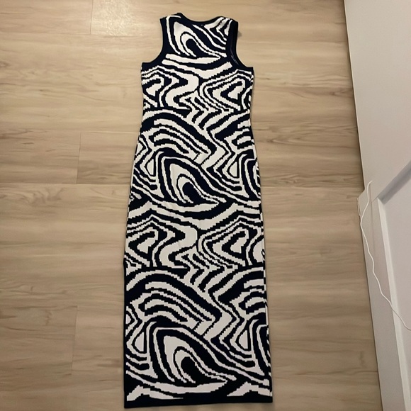 Blue & white abstract zebra dress by Milly - Picture 4 of 5